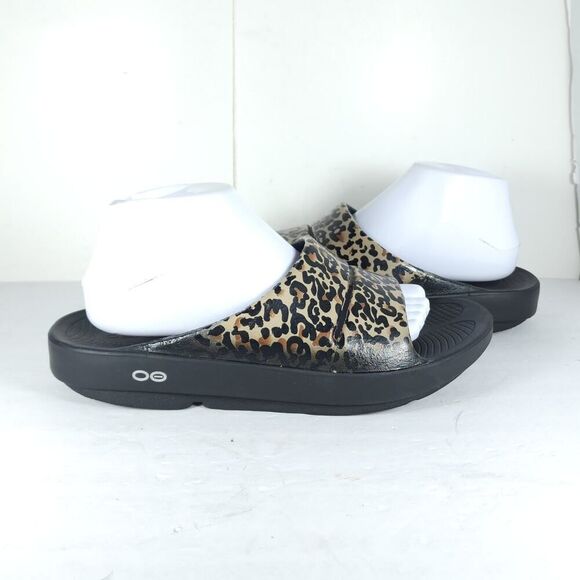 OOFOS Ooahh US M8 M10 Cheetah Print Black Slides Sandals Shoes Limited Edition - Picture 8 of 16